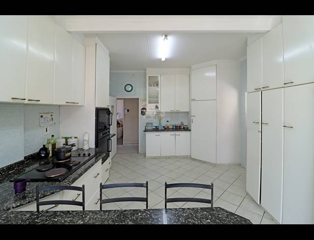 4 BEDROOM HOUSE FOR SALE IN CROSBY